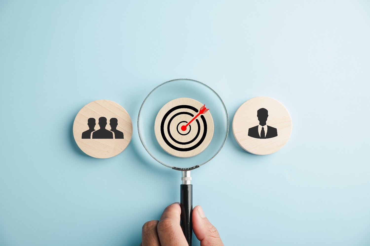 outsourcing target market in the center
